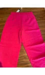 Vero Moda, new with tags, intense pink, sz M, unlined, pull on, wide leg